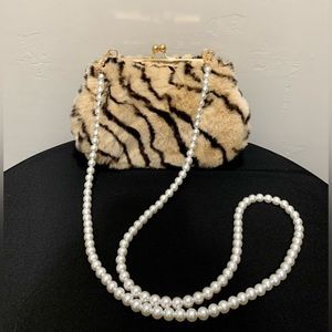 NWT Handmade Real Rex Rabbit Fur Kisslock Wristlet/Crossbody & 2 Strap Styles